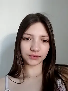 LunaTori456 online show from May 4, 6:28 am