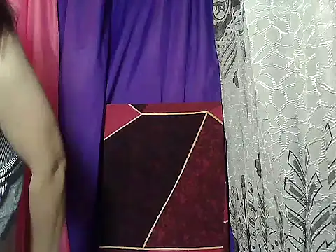 prettymomma24xx online show from May 15, 11:51 pm