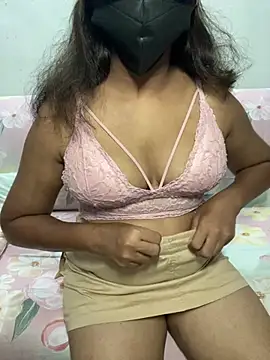 J-hens90 online show from June 5, 5:30 pm
