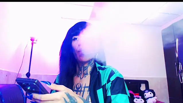 jazmin wolf online show from February 4, 8:01 pm