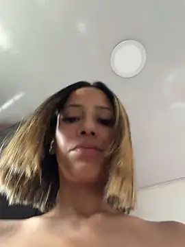 vicky bass  online show from July 17, 5:27 pm