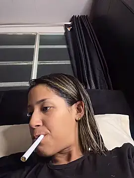 vicky bass  online show from June 21, 3:54 am