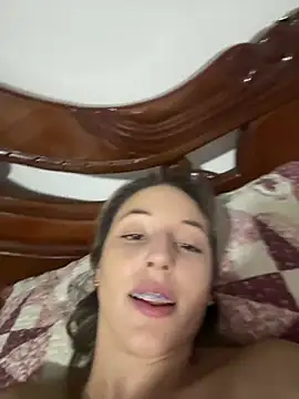 lriana miller online show from April 16, 9:39 pm