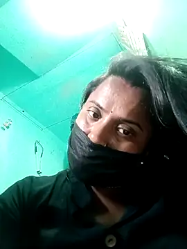 debpriyasen92 online show from February 26, 10:14 am