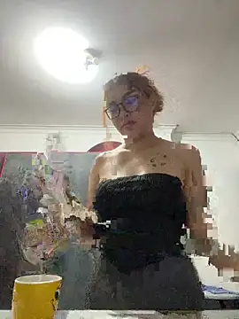 CrystalFairy007 online show from July 27, 3:36 am