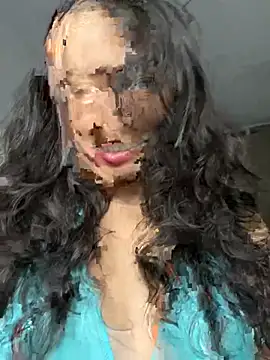 auroramooon online show from February 17, 3:06 am