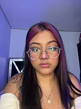 queen of you heart online show from January 14, 2:38 am