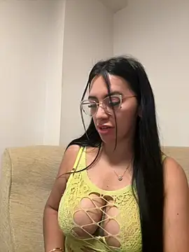nataliia queen  online show from May 31, 7:14 am