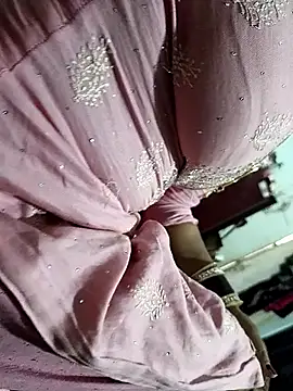 catstar143 online show from April 17, 6:37 am