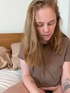 gingerslutt online show from February 12, 2:08 pm