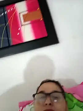 natalliecoopers online show from February 15, 2:27 pm