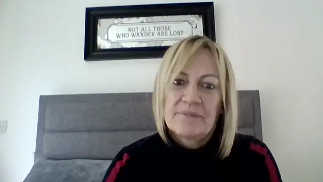 Milfshake227 online show from March 9, 4:21 pm