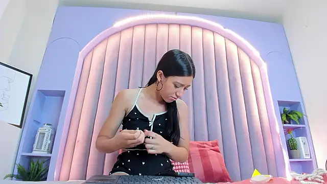 AmberStonne   online show from March 2, 5:08 am