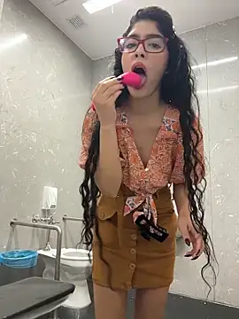 dani bela online show from March 21, 11:32 pm