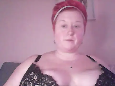 BustyRedxx online show from March 17, 11:14 am