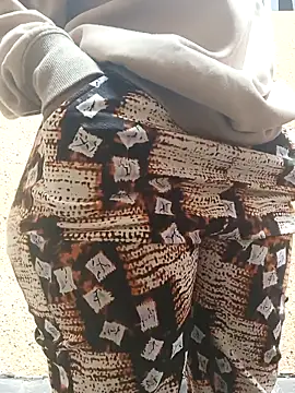 Bootyful me online show from March 7, 11:06 am