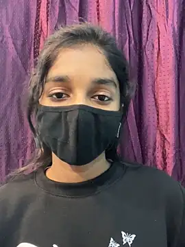 HotxAnamika online show from February 13, 10:06 am