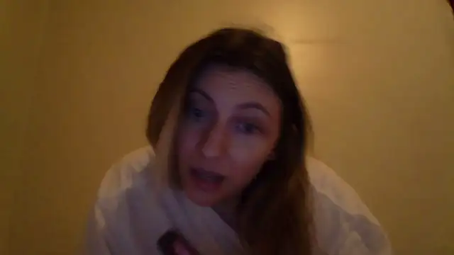 KellyKardashian online show from February 23, 7:41 am