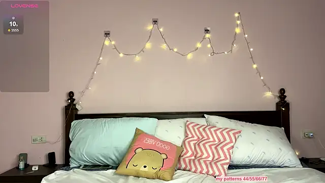 EvaSuunny online show from February 24, 5:33 pm