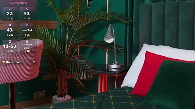 Kelly Frank online show from April 17, 5:15 pm