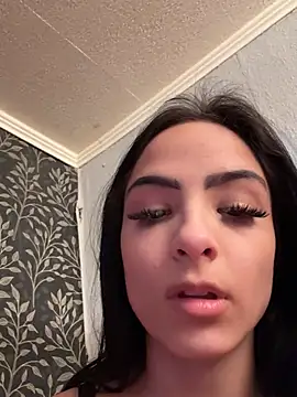 Evelin199 online show from March 29, 8:30 pm