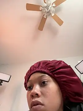 Tamiii420 online show from March 6, 4:46 pm