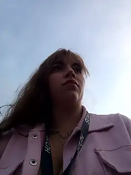 ISABELLA-01  online show from February 12, 11:06 pm