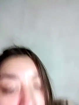 denise2028 online show from January 10, 6:01 pm