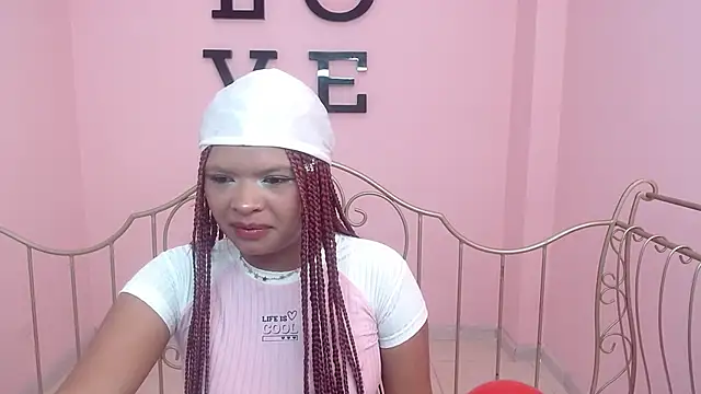 Choloeadams xxx online show from February 12, 1:51 am