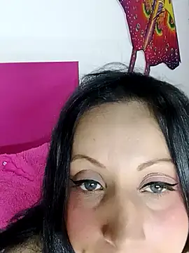 moxie22 online show from January 8, 12:25 am