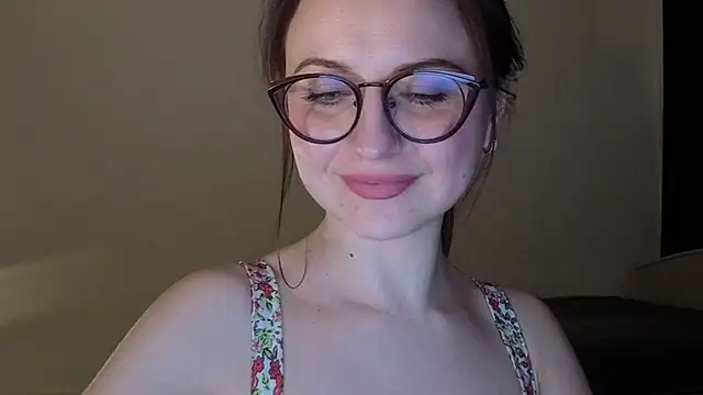 Satin Sin online show from April 5, 6:51 pm