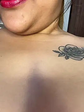 HotNeha08 online show from April 5, 3:38 am