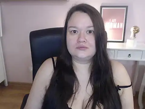 HollyDanceSoul online show from March 3, 7:36 am