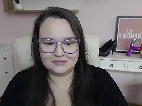 HollyDanceSoul online show from January 13, 7:36 am