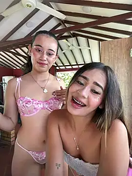 l0lita emi online show from March 16, 3:16 pm