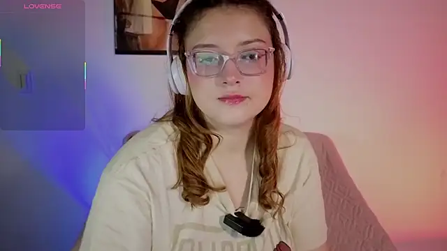 Mia Franklyn online show from April 28, 1:03 am