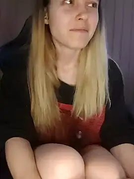 MochiNy4n online show from July 10, 5:24 pm