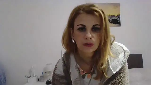 Clara1986 online show from February 9, 5:26 pm