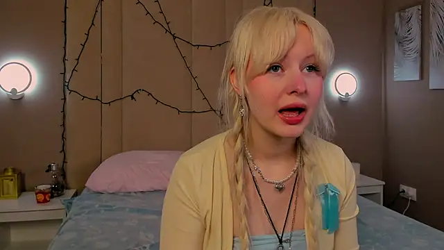 AdeleSilvy online show from March 21, 1:32 am