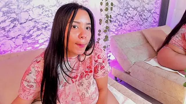 soffi joness23 online show from January 13, 12:31 pm