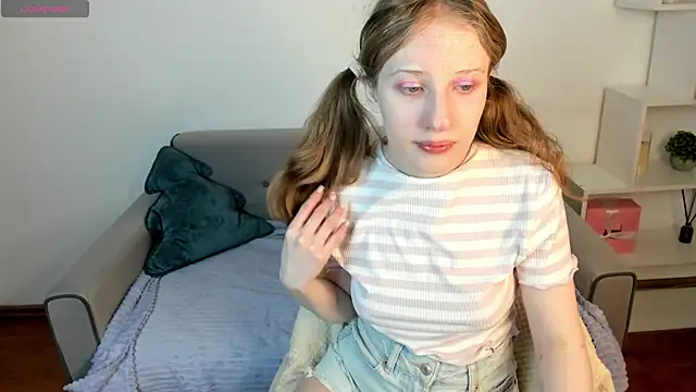 tracy aw online show from April 27, 8:55 am