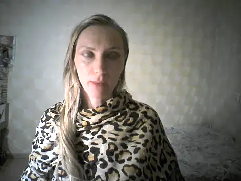 Averinona online show from March 13, 6:42 pm