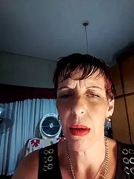 Juguetonafogosa5 online show from February 27, 11:59 pm