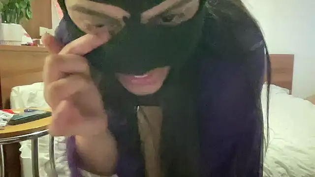 slimthickdesi online show from February 20, 4:11 am