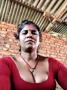 Hot di97 online show from April 5, 2:43 am