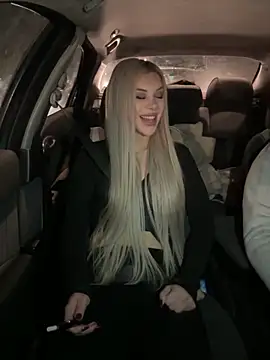 AlyssaFoxx  online show from March 17, 6:34 pm