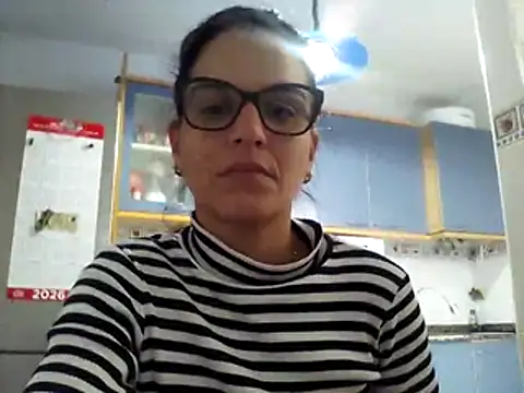 Nayowa rosso online show from January 12, 11:15 am