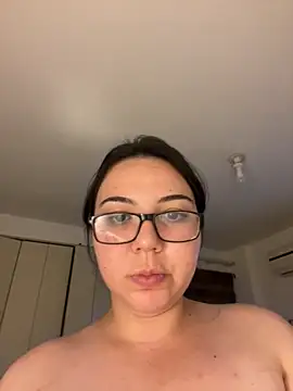 angie201010 online show from January 14, 8:08 am