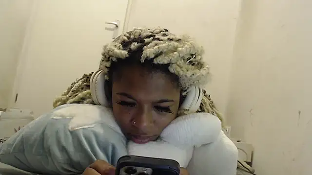 xxxdanidoomsdayxxx online show from February 3, 9:51 pm