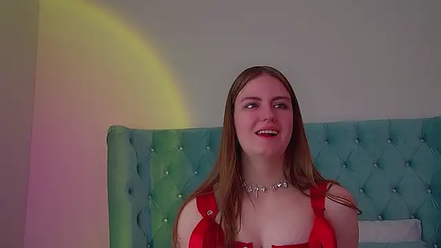 SofiaSarvain online show from February 7, 6:34 pm